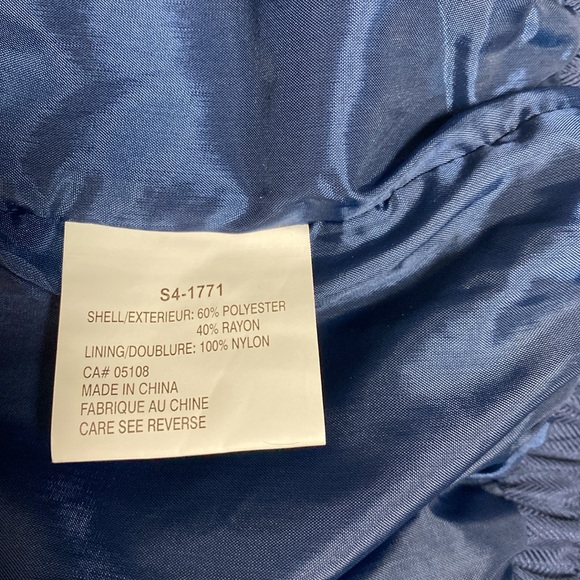 Descente Golf Jacket - Picture 10 of 10